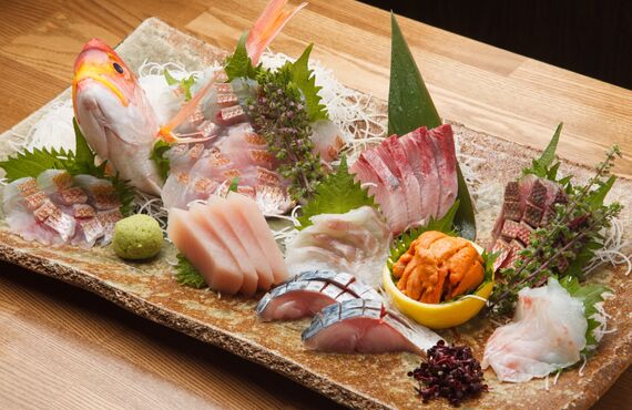 伊保で記念日を過ごすなら非日常空間で肴料理をご提供する店舗へ